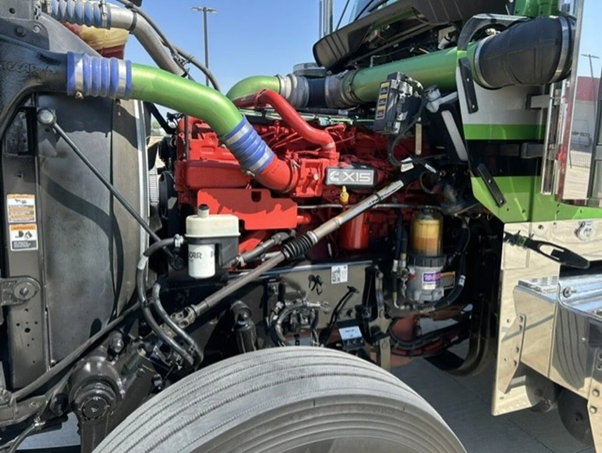 2022 Kenworth W900 — photo 14
