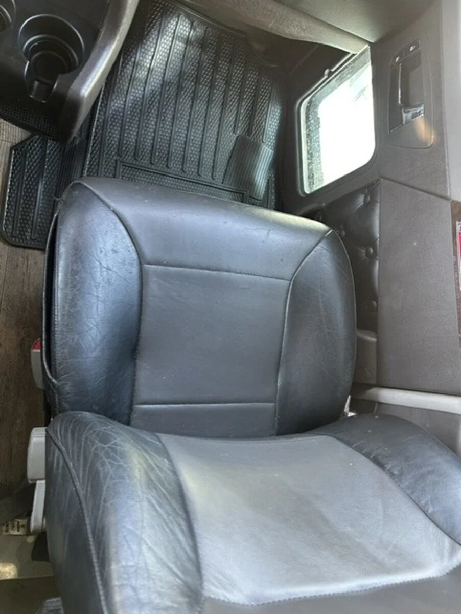 2022 Kenworth W900 — photo 16