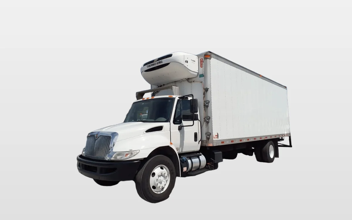 2018 International 4300 - image 1