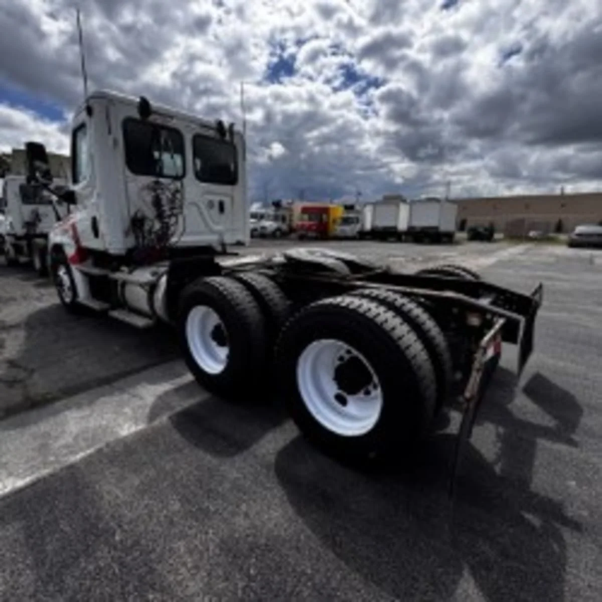 2018 Freightliner Cascadia in Syracuse, NY — photo 6