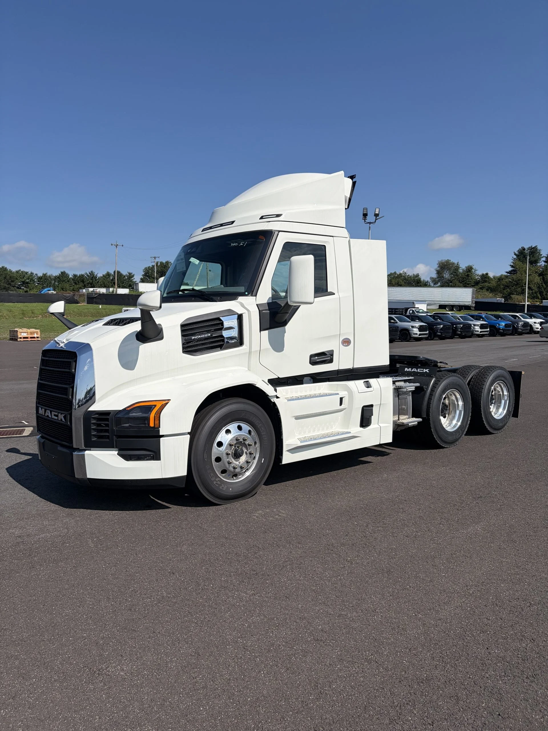 2026 Mack Pioneer in Souderton, PA — photo 3