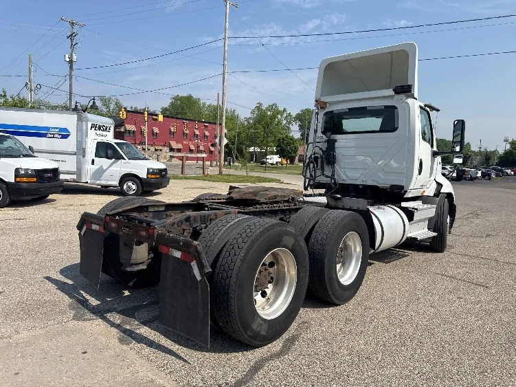 2020 International RH - image 7