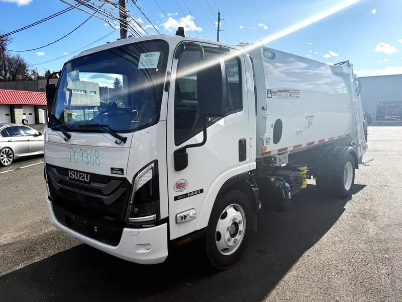 2025 Isuzu NRR in Medford, NY