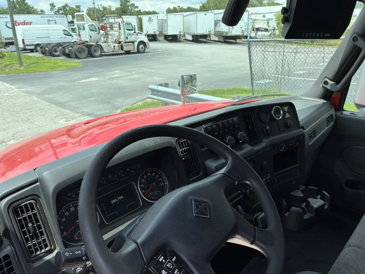 2020 International MV in Jacksonville, FL — photo 7