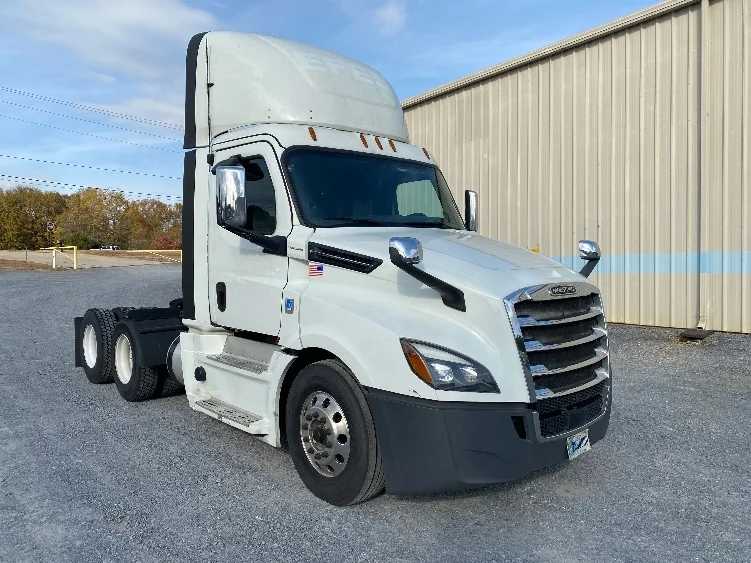 2020 Freightliner Cascadia in Resaca, GA