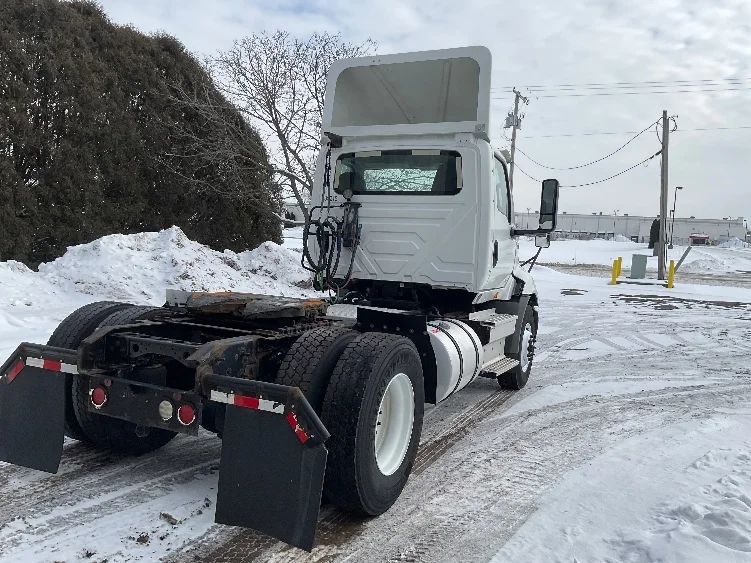 2019 International RH - image 7