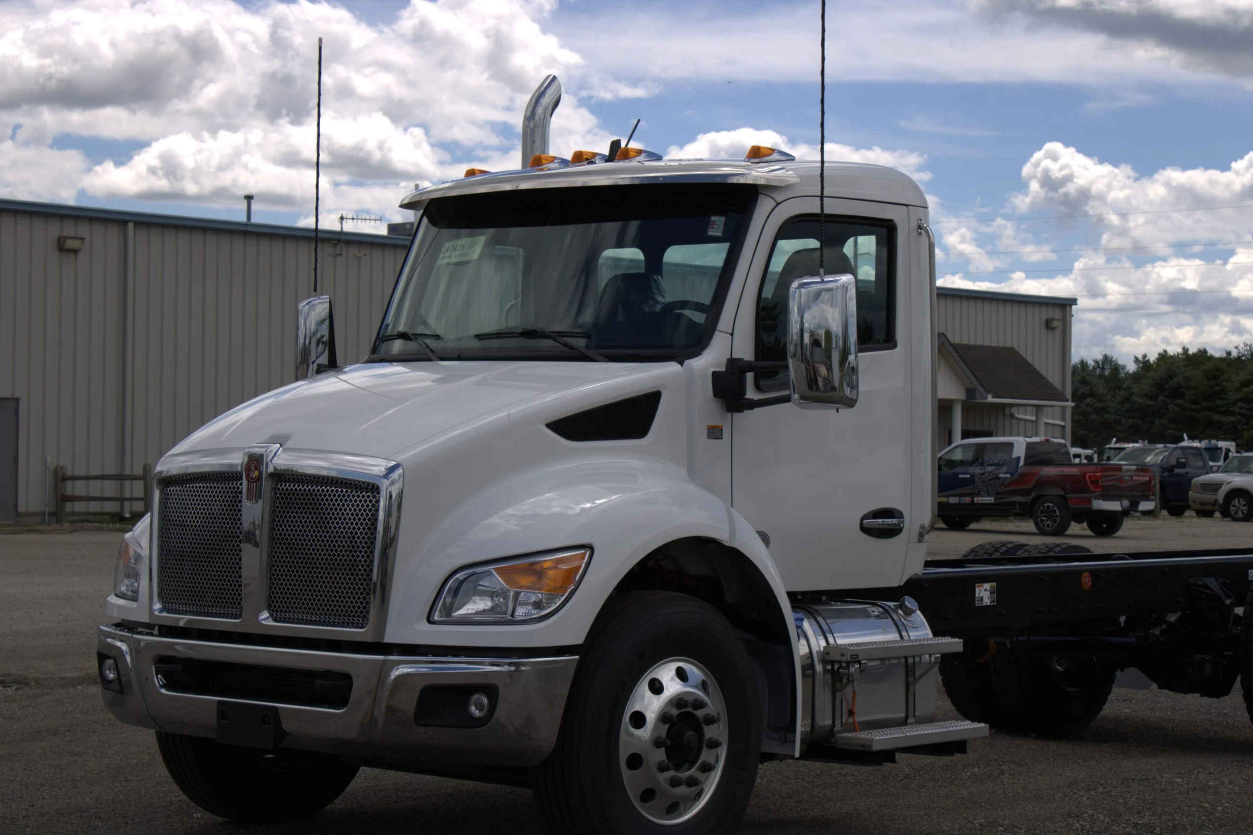 2027 Kenworth T280