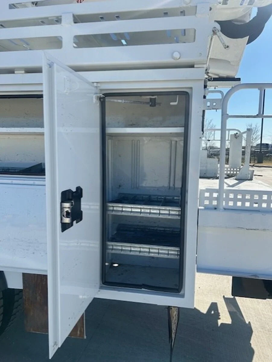 2020 Freightliner M2 106 - image 28