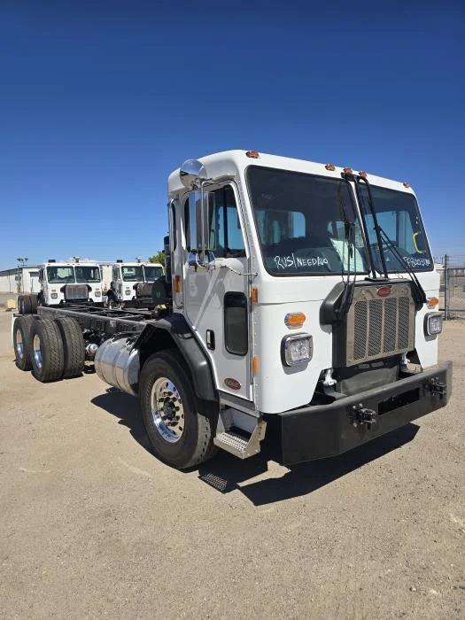 2026 Peterbilt 520 in Houston, TX — photo 8