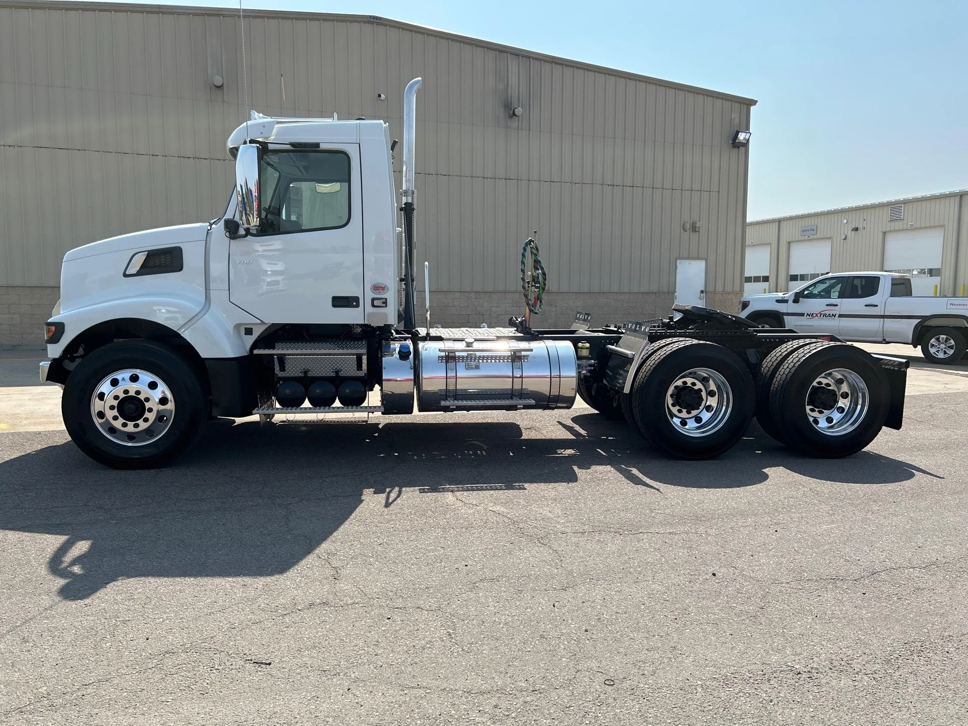 2027 Volvo in Commerce City, CO — photo 2