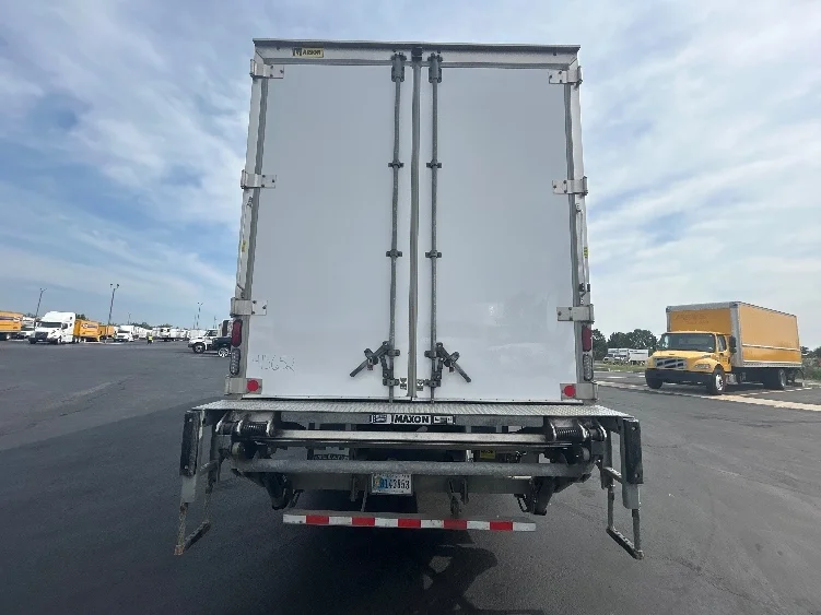 2022 Freightliner eM2 in Columbus, OH — photo 7