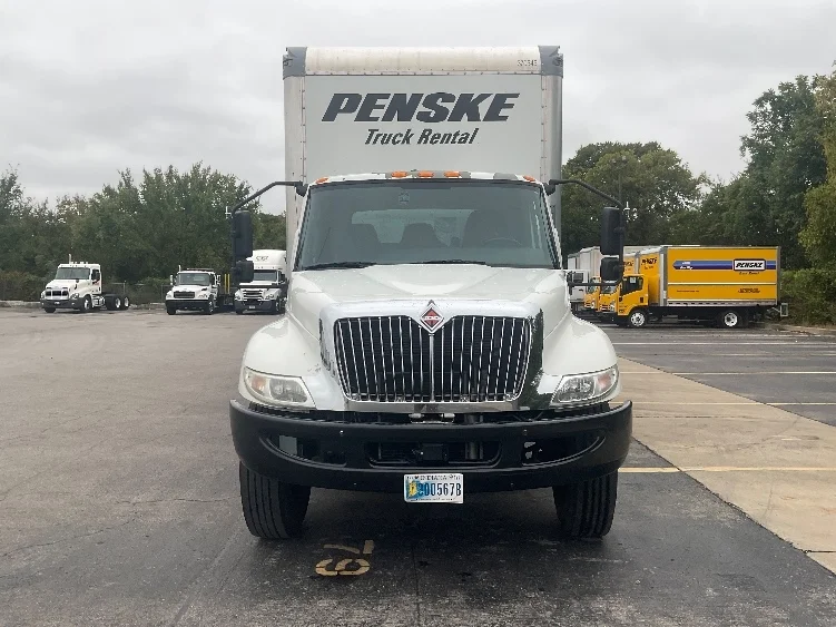 2021 International MV in Tampa, FL — photo 2