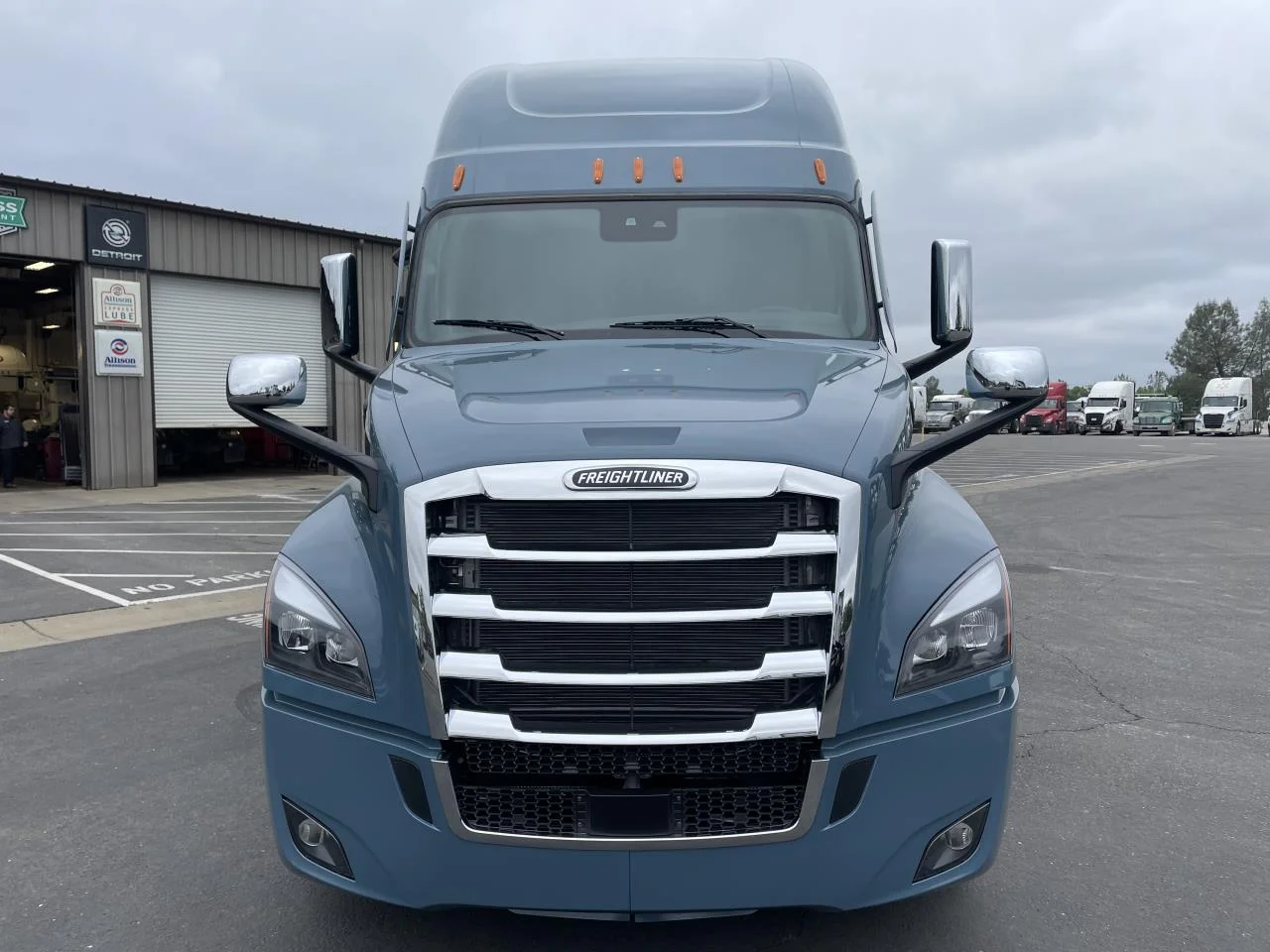 2026 Freightliner Cascadia - image 2