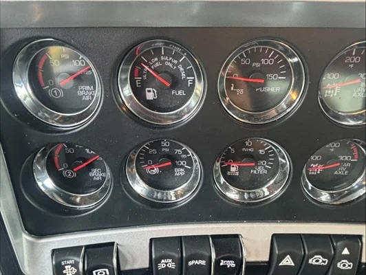 2027 Kenworth W900 in Kansas City, MO — photo 20