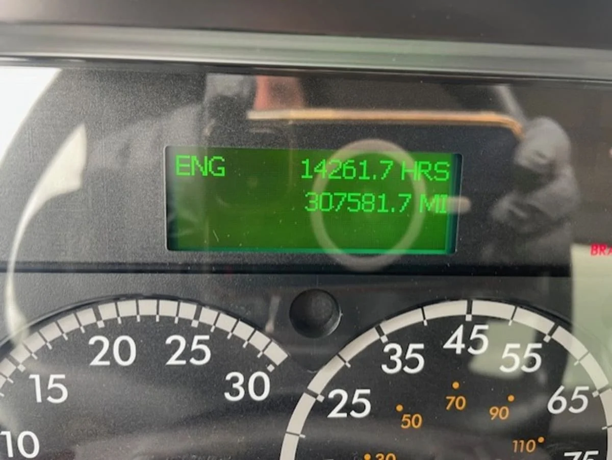 2019 Freightliner M2 106 in Farmingdale, NY — photo 10