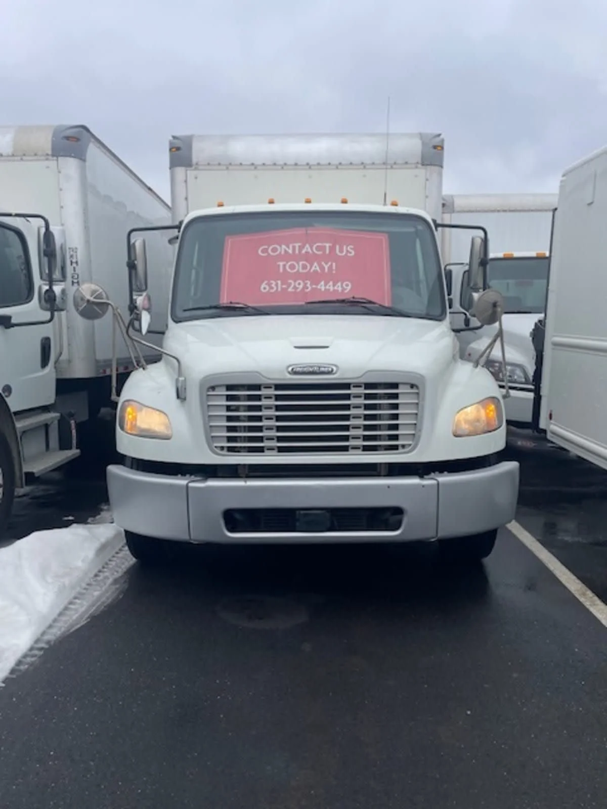2019 Freightliner M2 106 in Farmingdale, NY — photo 2