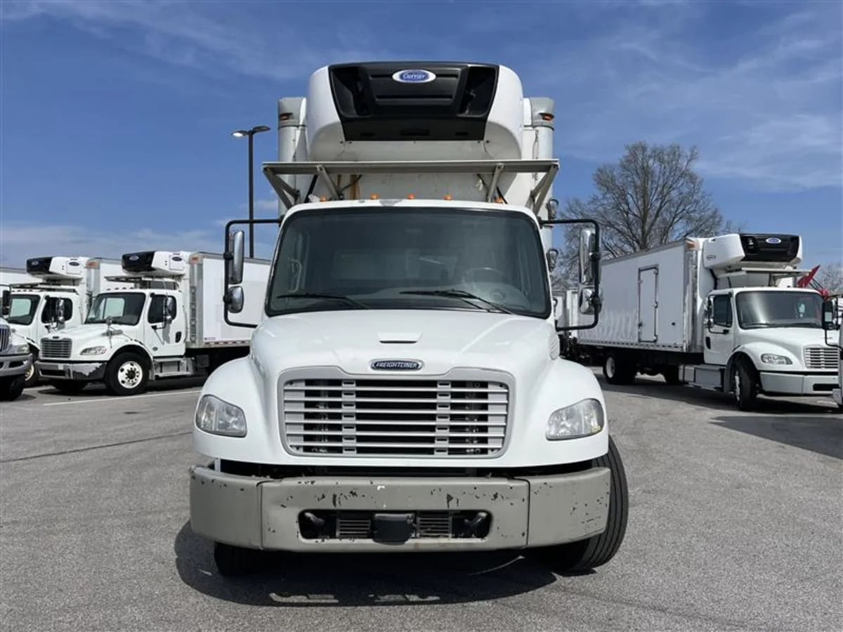2018 Freightliner M2 106 in Beltsville, MD — photo 2