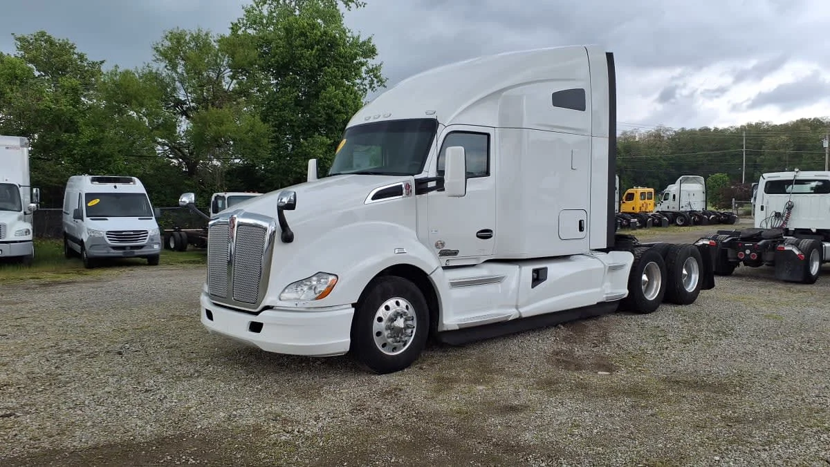 2020 Kenworth T680 in West Chester, OH