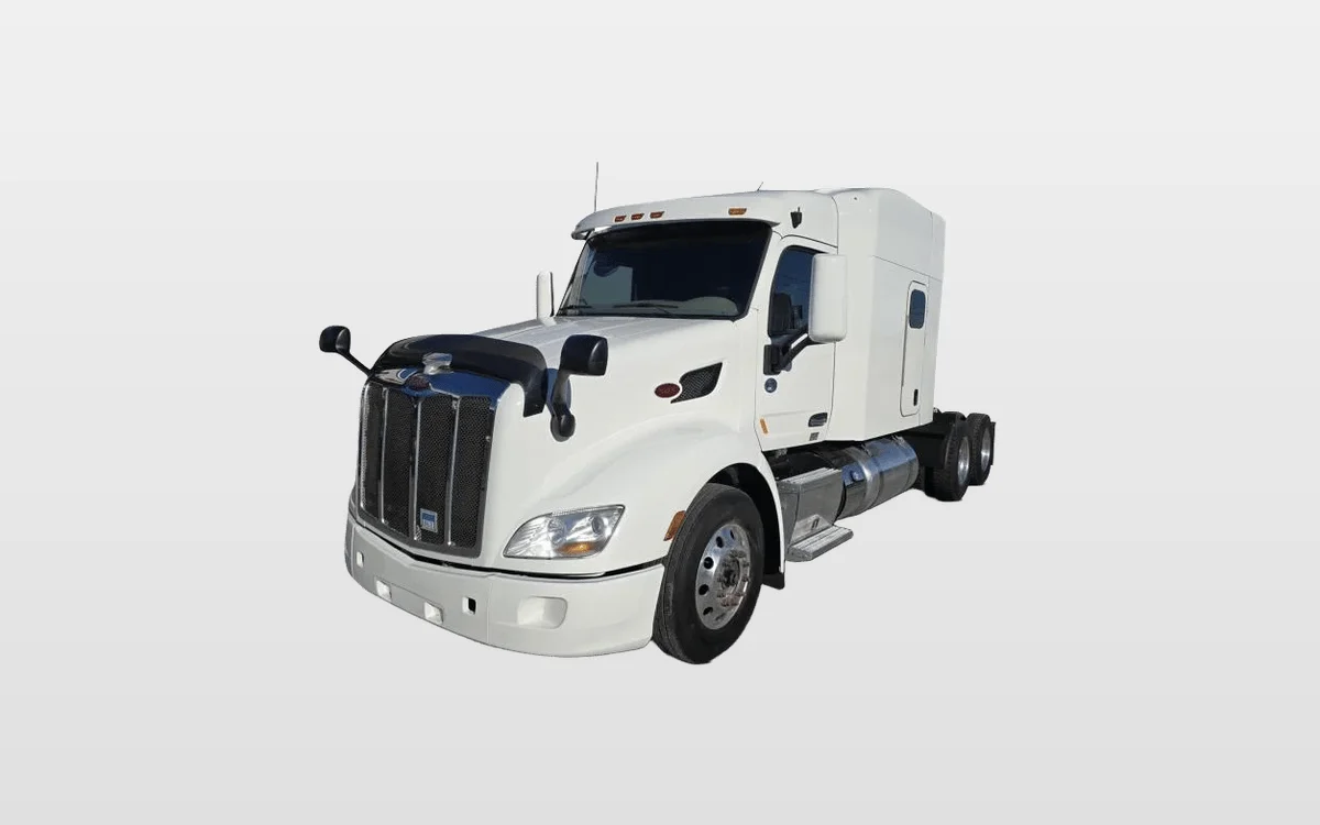 2022 Peterbilt 579 - image 1