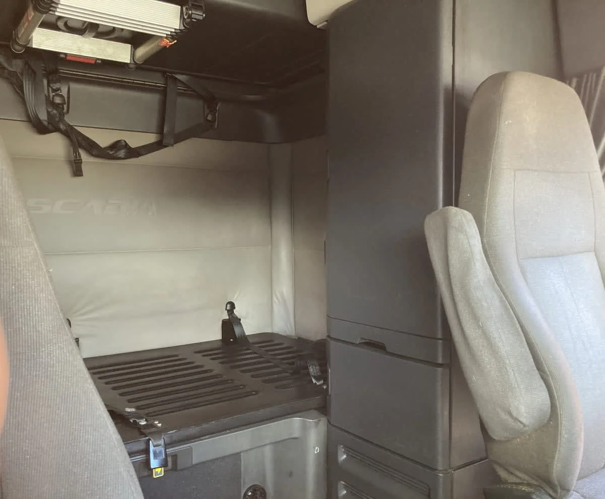 2021 Freightliner Cascadia in Springfield, MA — photo 16