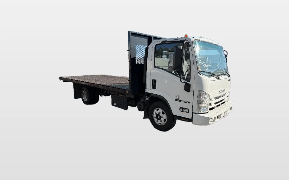2016 Isuzu NPR - image 1