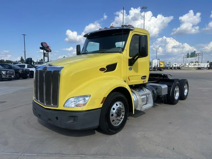 2021 Peterbilt 579 in Sealy, TX — photo 2