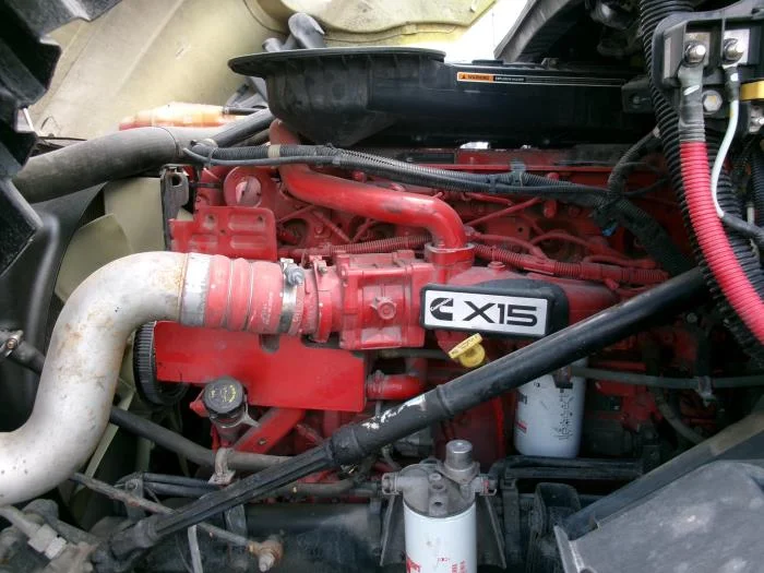 2023 International LT — photo 9