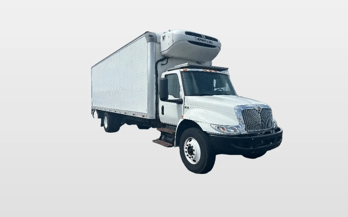 2020 International MV - image 1