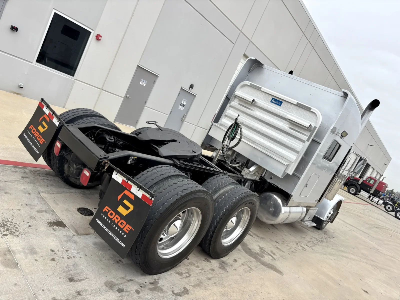 2008 Peterbilt 389 in Hutchins, TX — photo 11