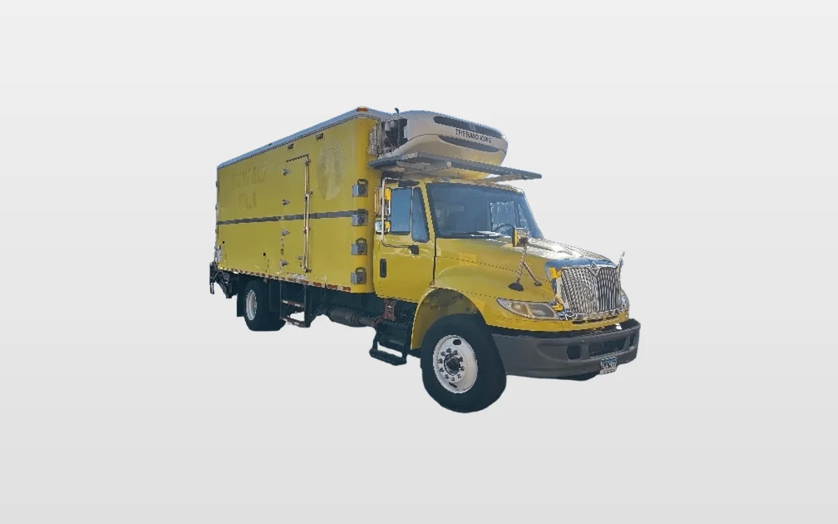 2016 International 4300 - image 1