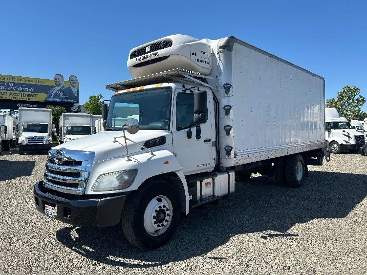 2018 Hino 338 in West Sacramento, CA — photo 3