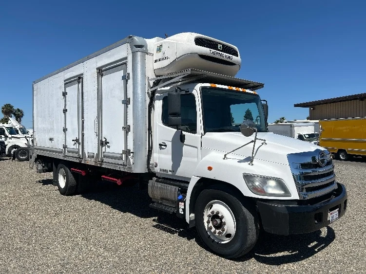 2018 Hino 338