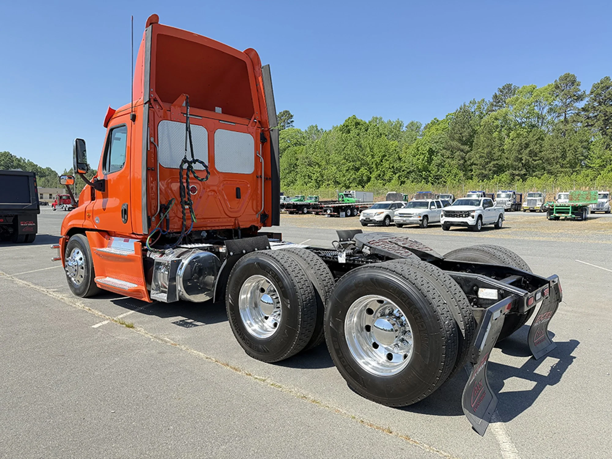 2018 Freightliner Cascadia — photo 6