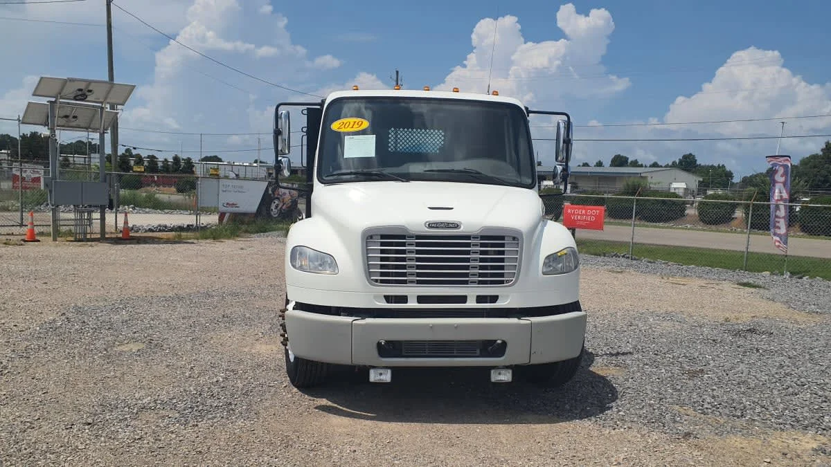 2019 Freightliner M2 106 in Birmingham, AL — photo 2