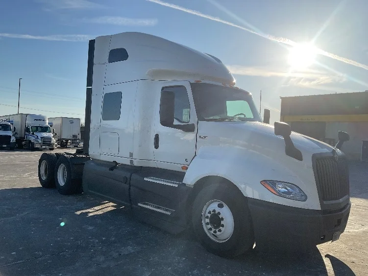 2023 International LT in Milwaukee, WI
