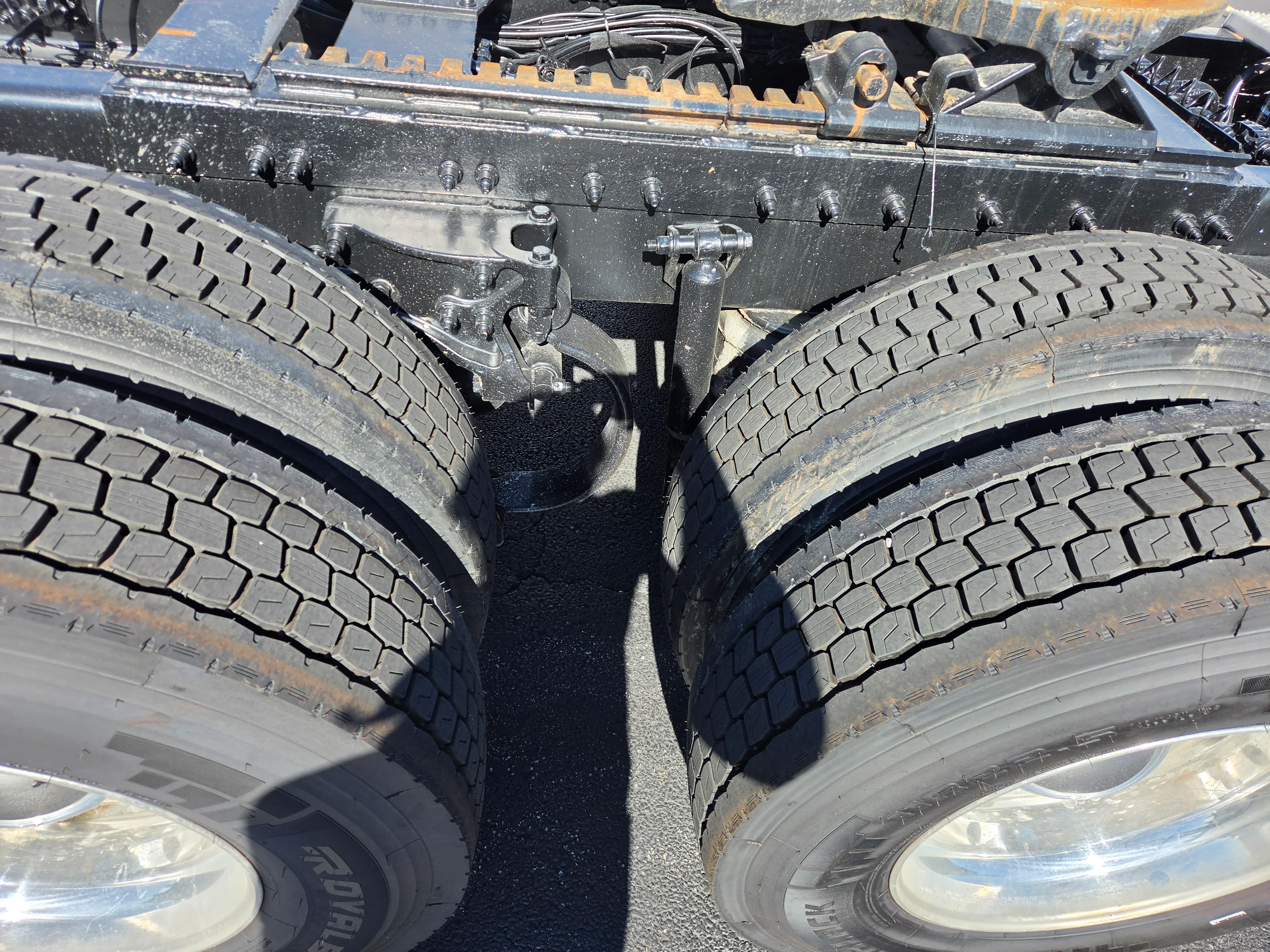 2018 Peterbilt 389 in Springfield, MO — photo 8