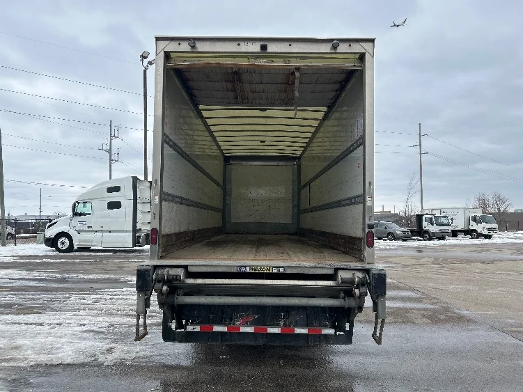 2021 Freightliner M2 112 - image 8