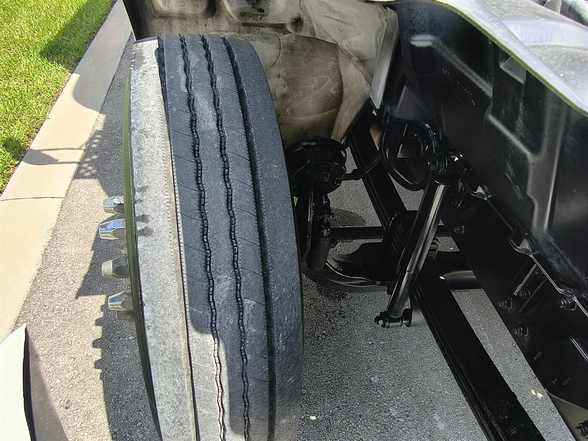2020 Hino 338 in Fort Lauderdale, FL — photo 13