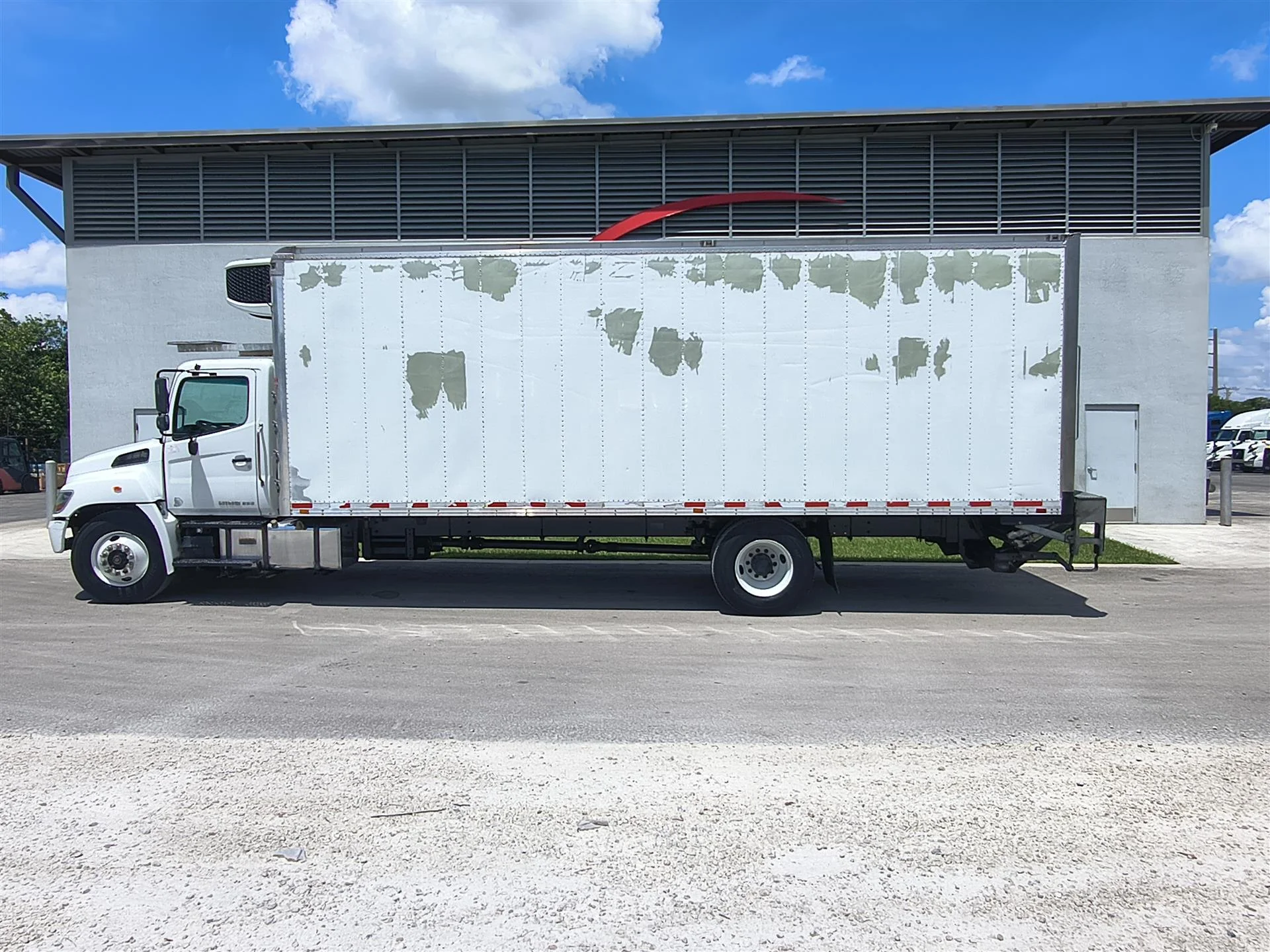 2020 Hino 338 in Fort Lauderdale, FL — photo 9