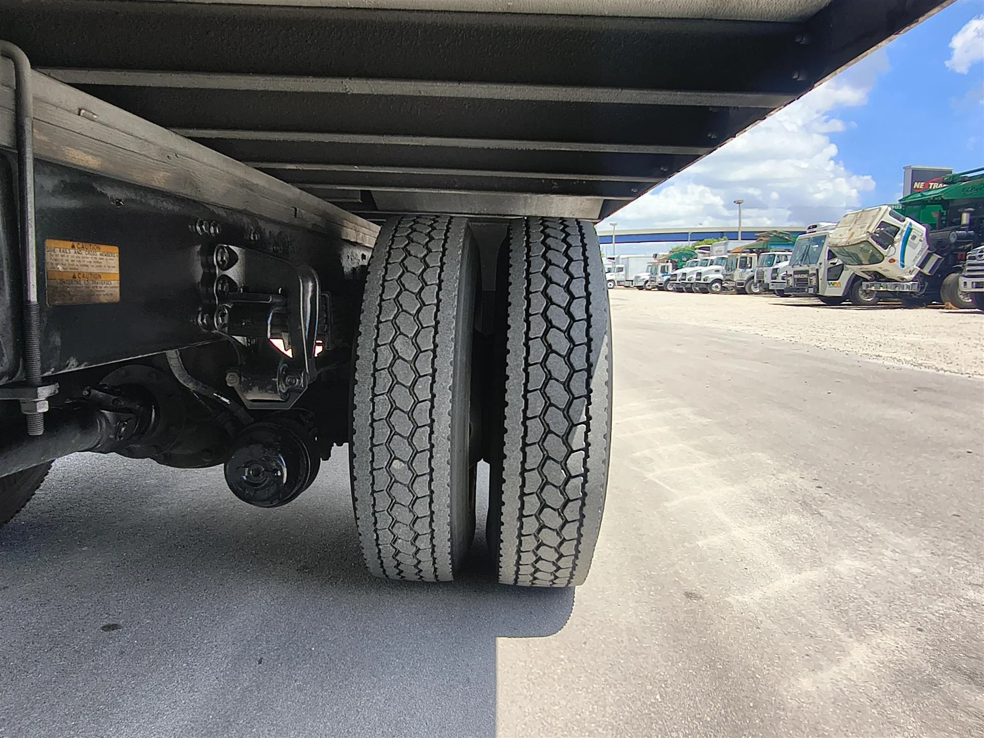 2020 Hino 338 in Fort Lauderdale, FL — photo 16