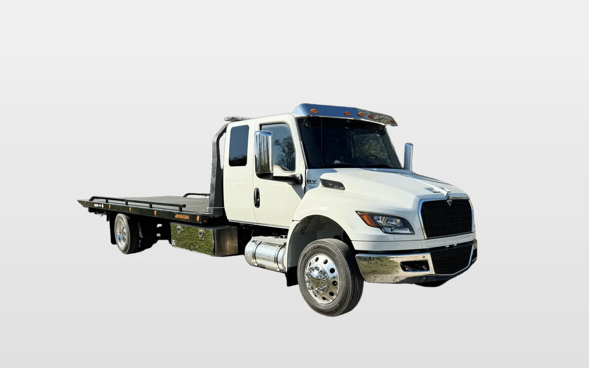 2025 International MV - image 1