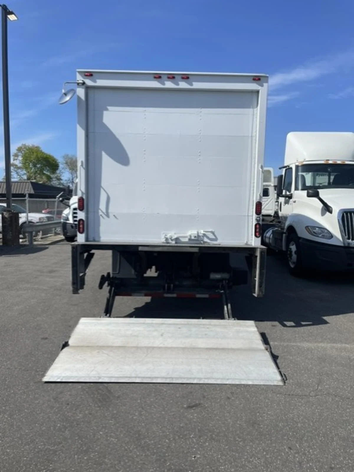 2019 Hino 195 in Farmingdale, NY — photo 11