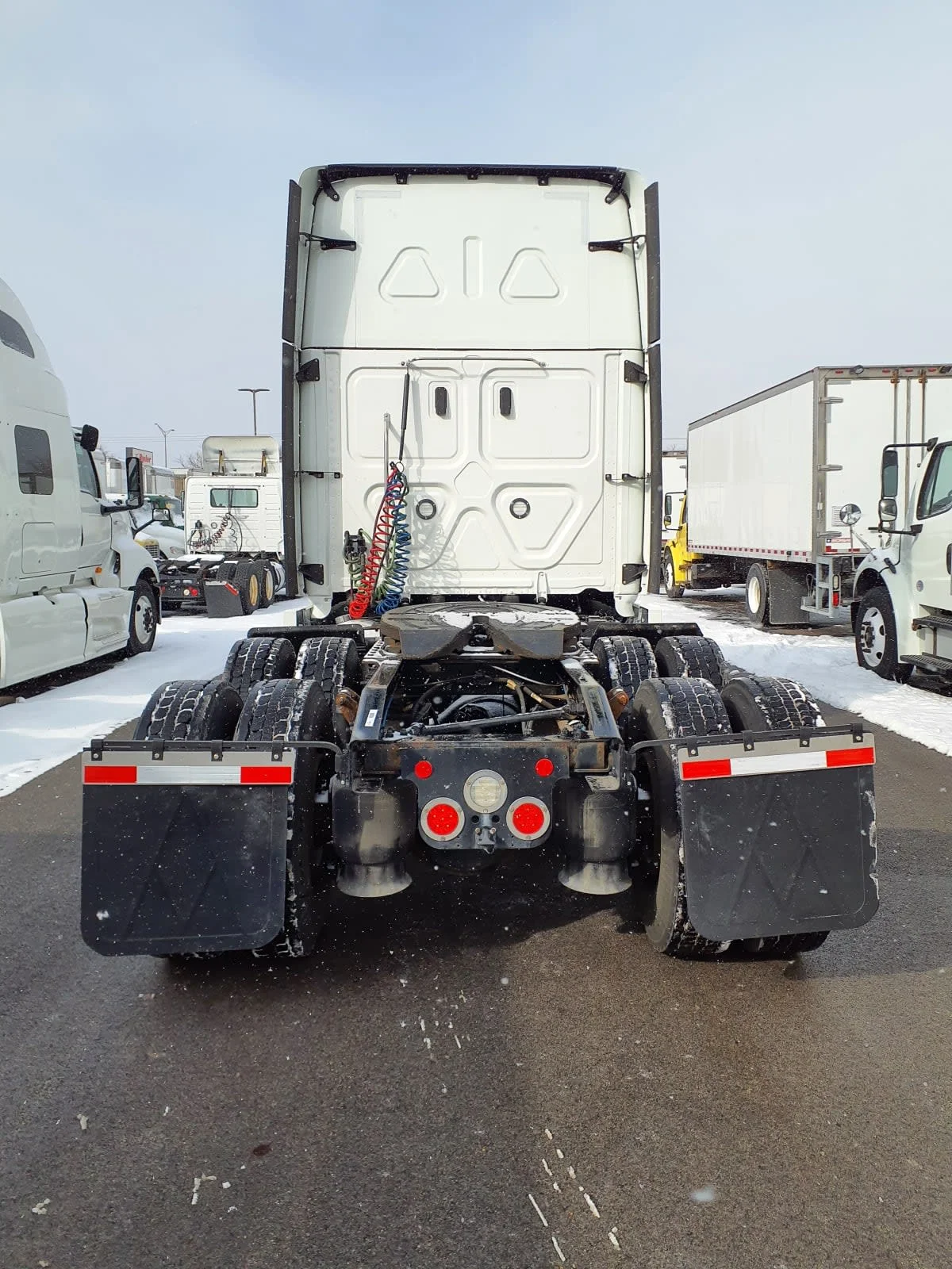 2022 Freightliner Cascadia in Bolingbrook, IL — photo 5