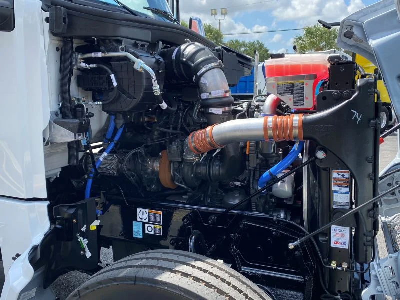 2027 Peterbilt 567 in Fort Lauderdale, FL — photo 11