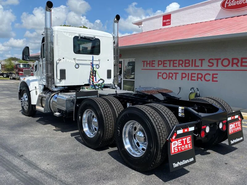 2027 Peterbilt 567 in Fort Lauderdale, FL — photo 12