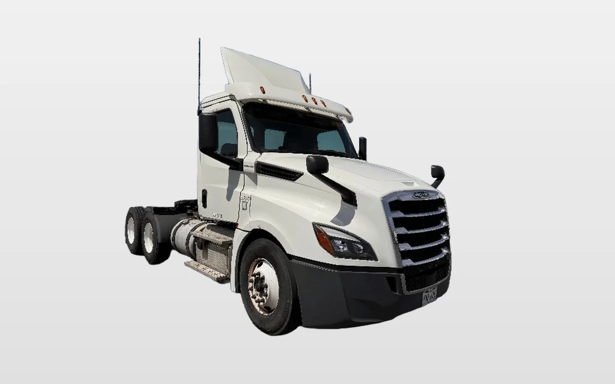2018 Freightliner - image 1