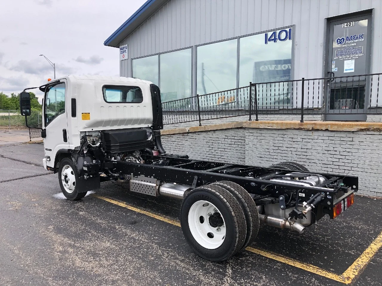2026 Isuzu in Flint, MI — photo 4