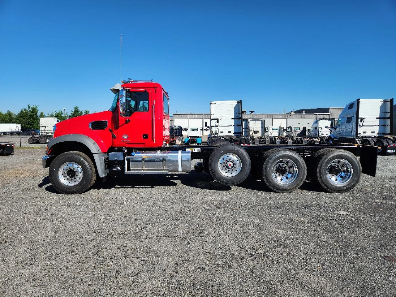2027 Mack Granite in Dunmore, PA — photo 8