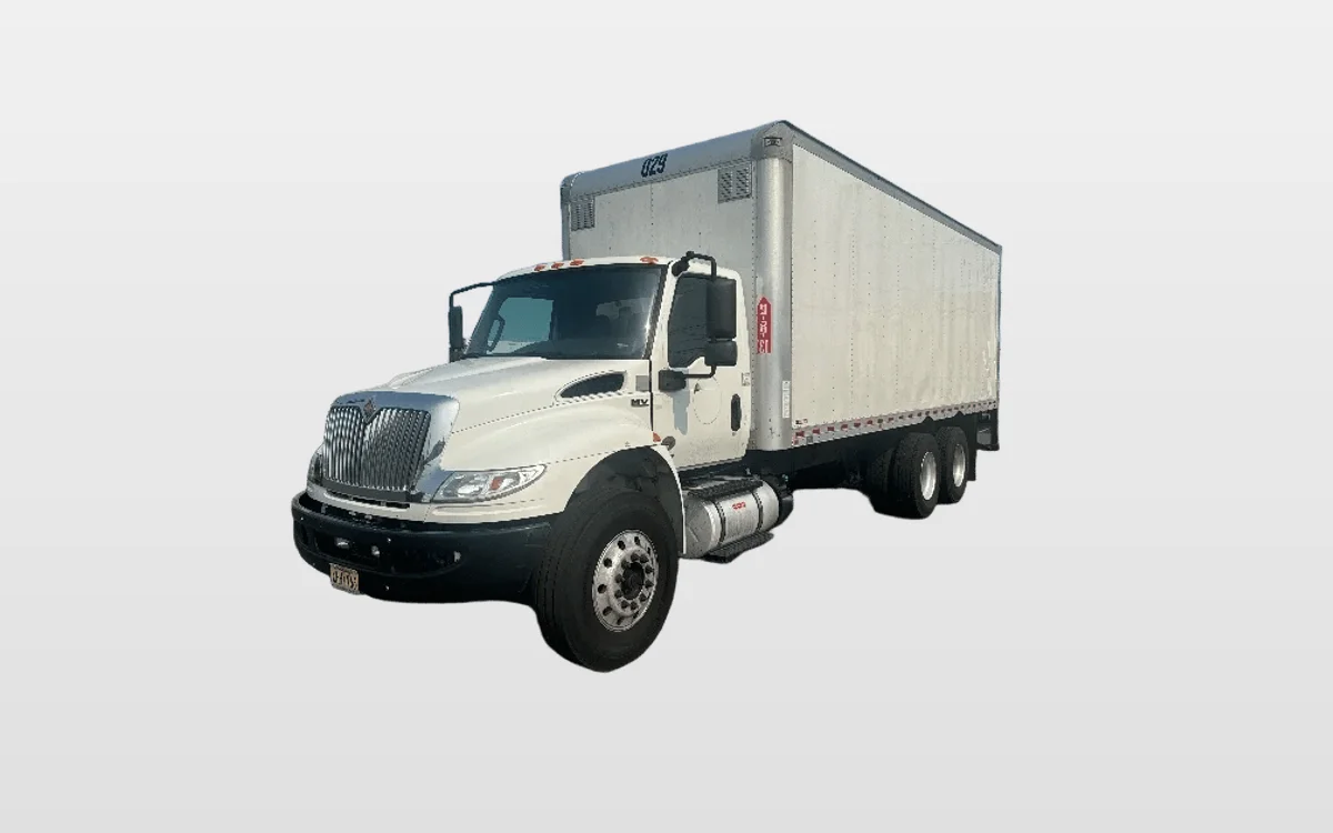 2020 International MV - image 1