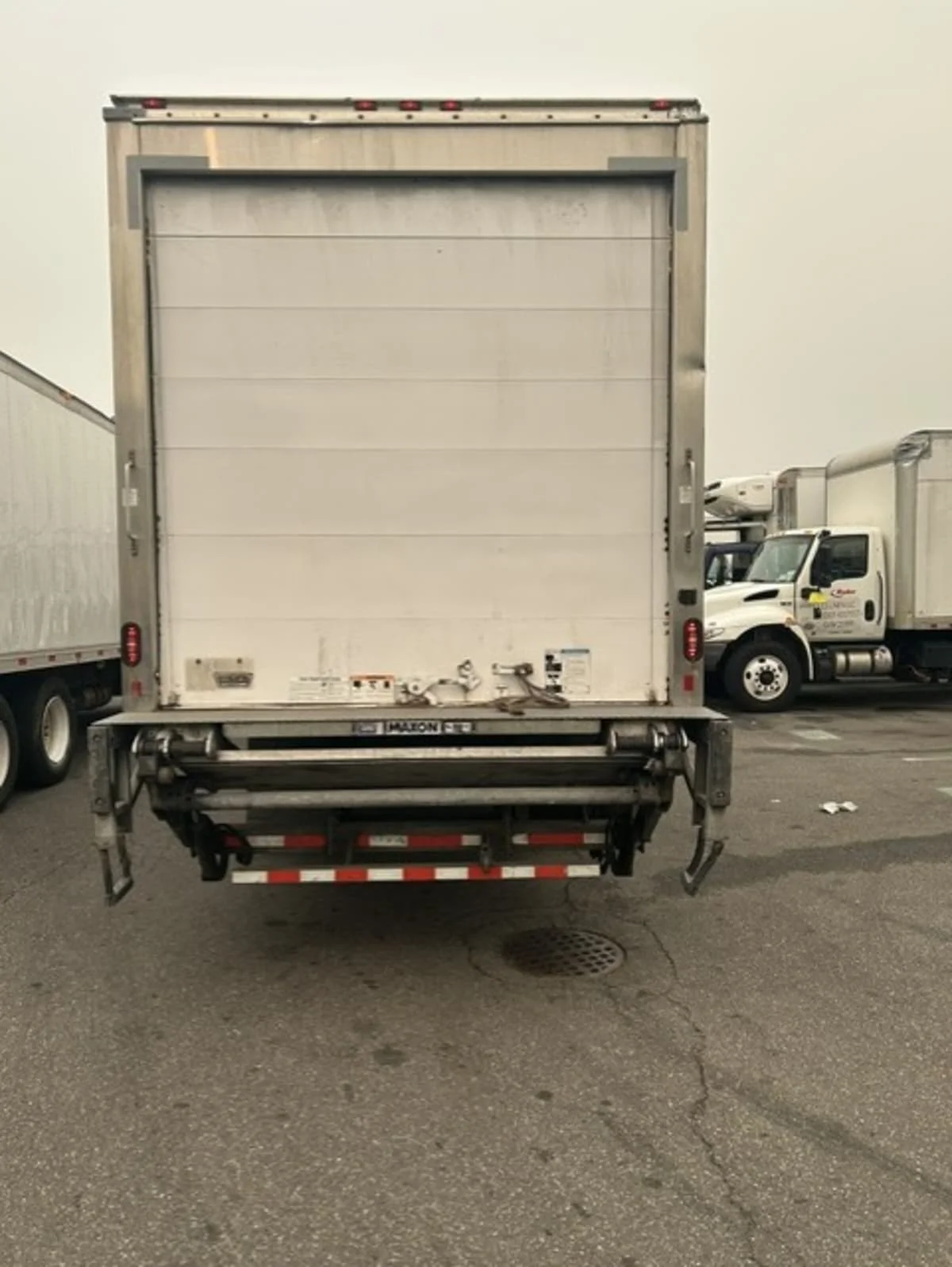 2019 International 4300 in Farmingdale, NY — photo 5